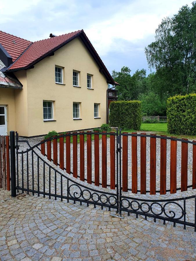 Apartmany Srni U Hlinska Глинско Экстерьер фото